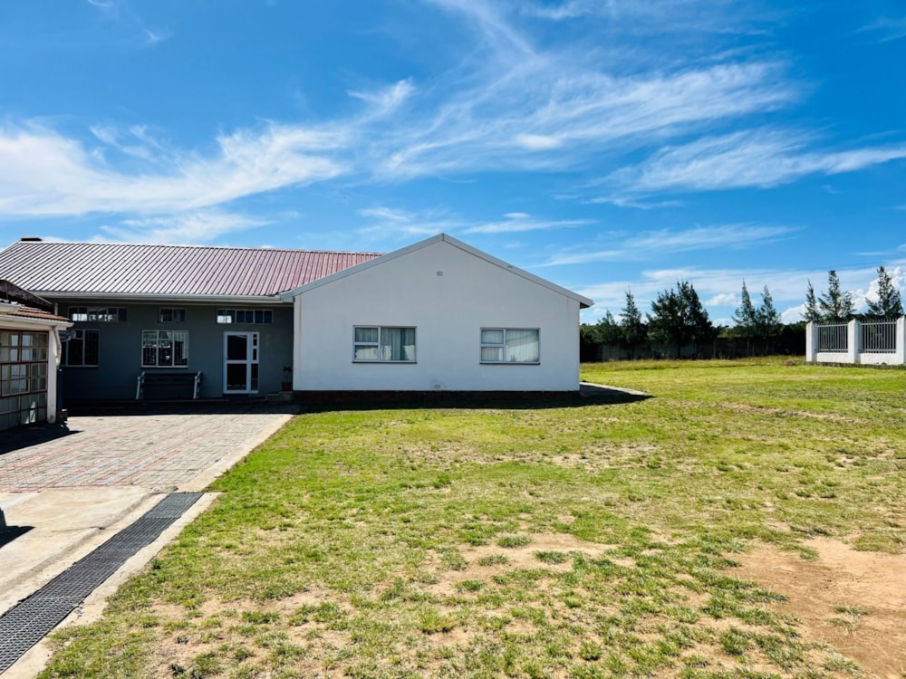 Mixed use farm for sale in King Williams Town (Qonce) - 1MH1724672