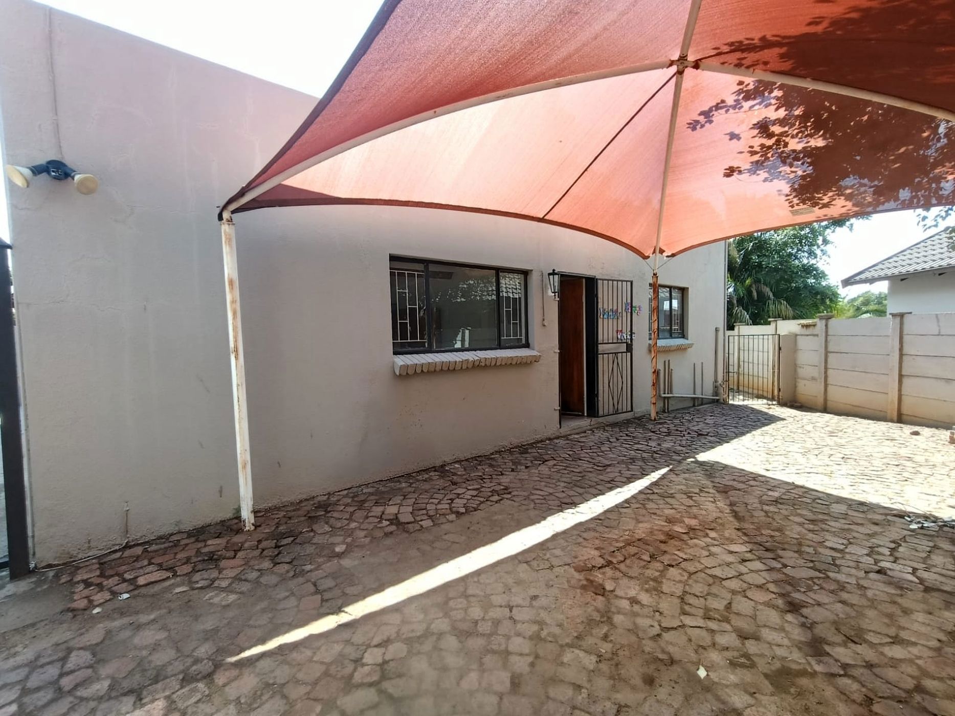 Garden apartment to rent in Langenhovenpark - 1BX1724680