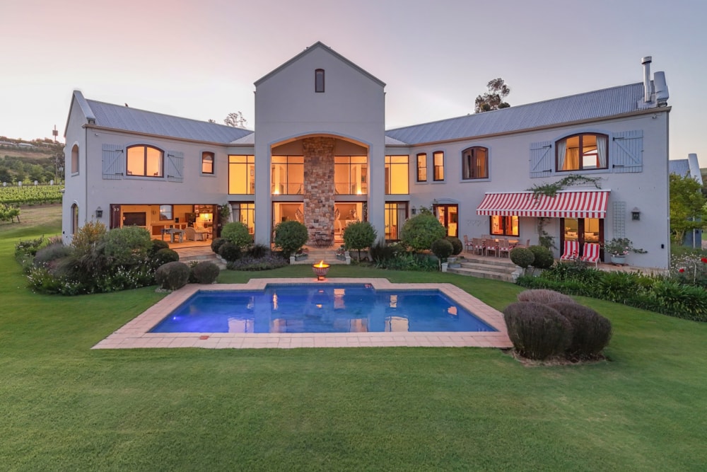 Wine farm for sale in Stellenbosch Farms - ST1724713 Wine farm for sale in Stellenbosch Farms - ST1724713