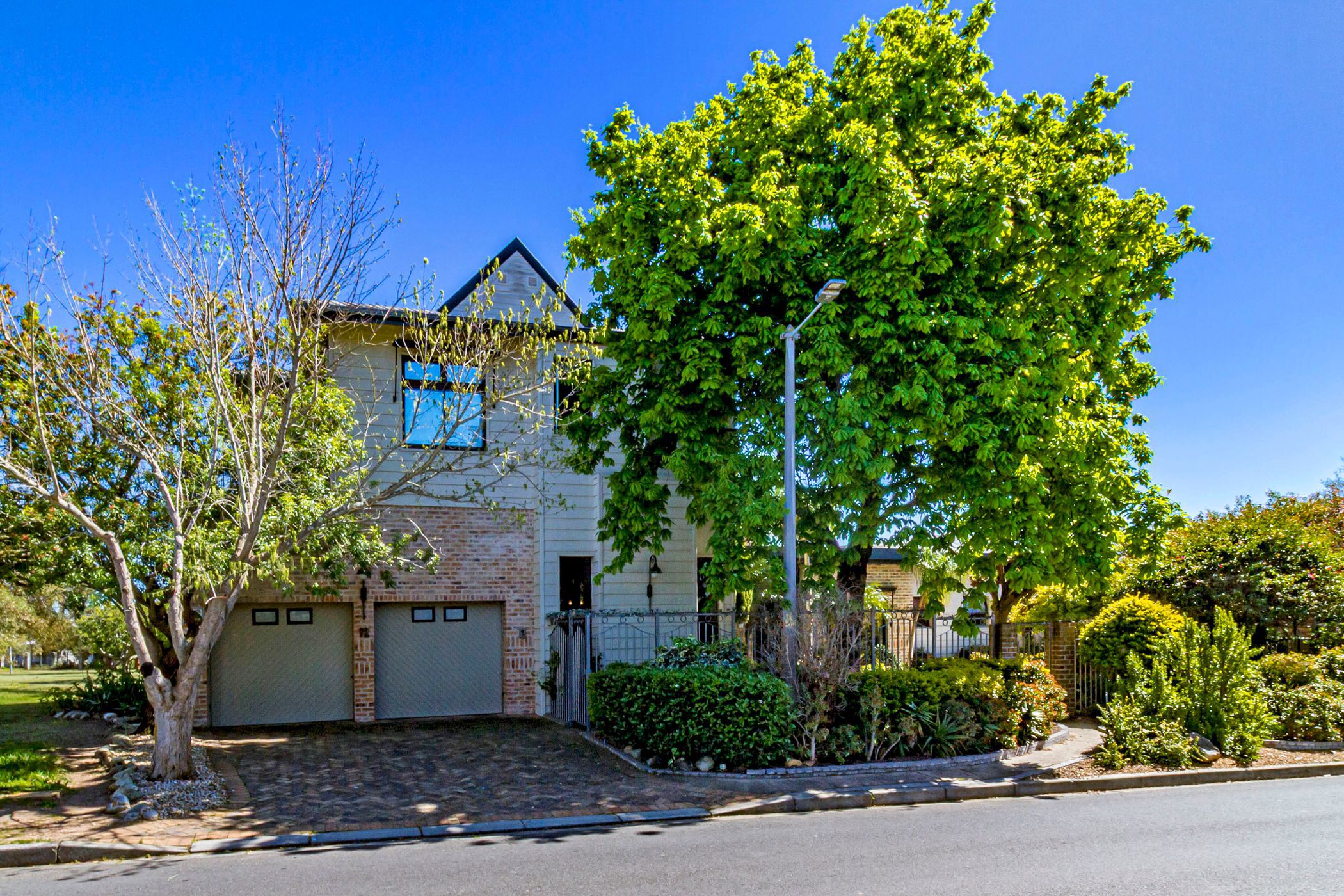 House for sale in Paradyskloof - ST1724878