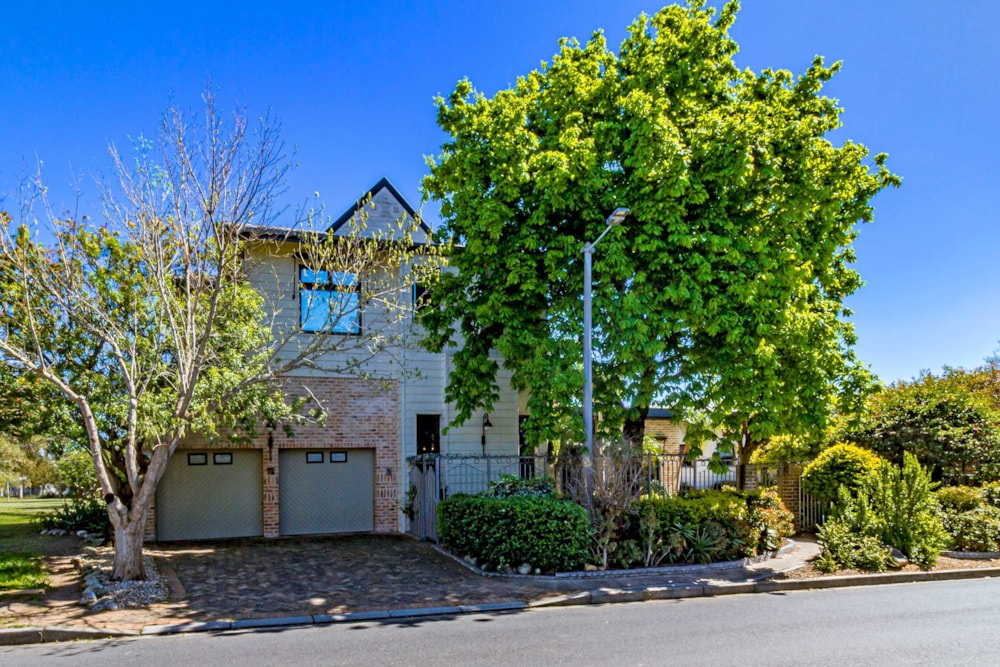 House for sale in Paradyskloof - ST1724878