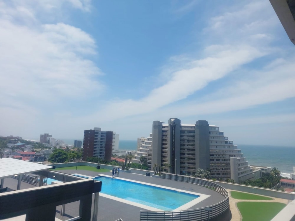 Bachelor apartment to rent in uMhlanga Rocks - 1ND1724890