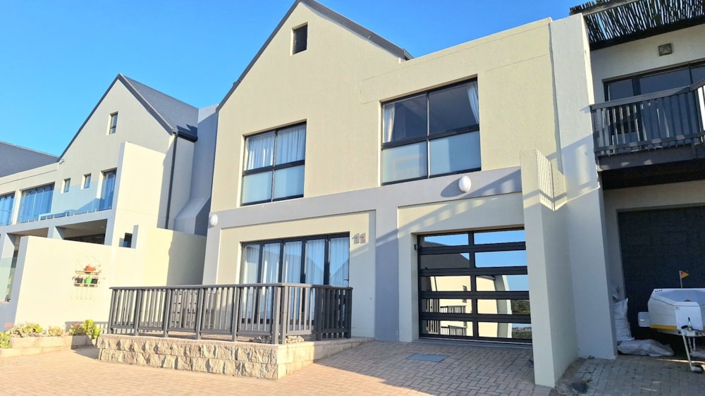 Townhouse for sale in Hartenbos Heuwels - 1MB1724967