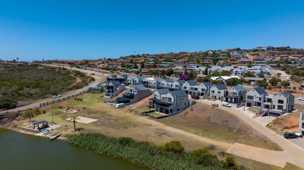 Townhouse for sale in Hartenbos Heuwels - 1MB1724967