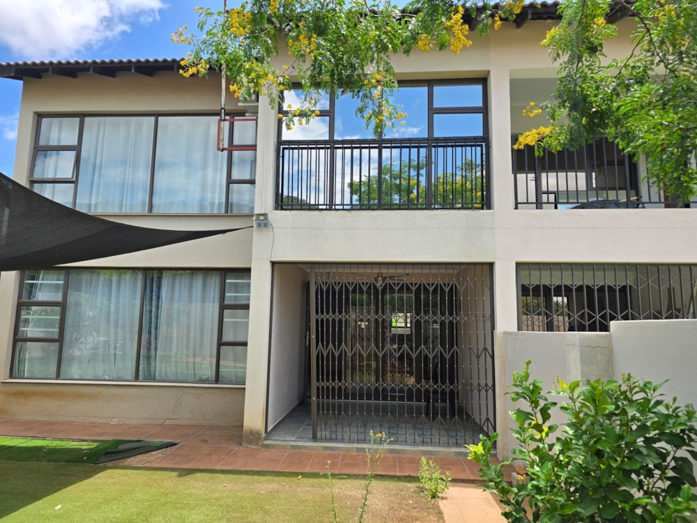 Townhouse to rent in Kgale, Botswana - 3BO1725341