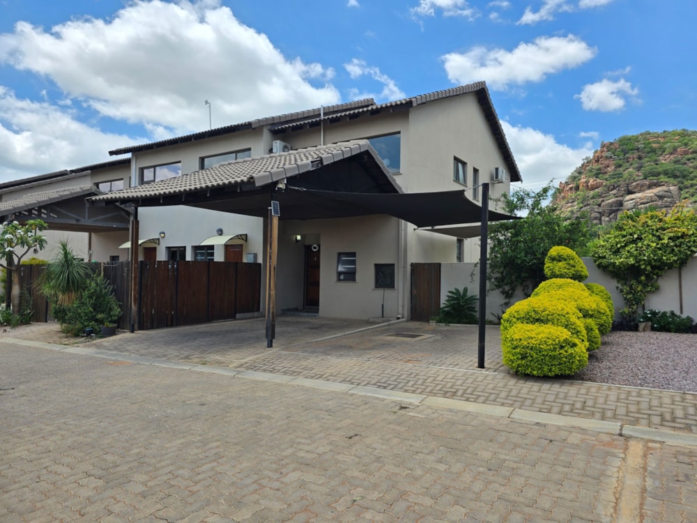 Townhouse to rent in Kgale, Botswana - 3BO1725341