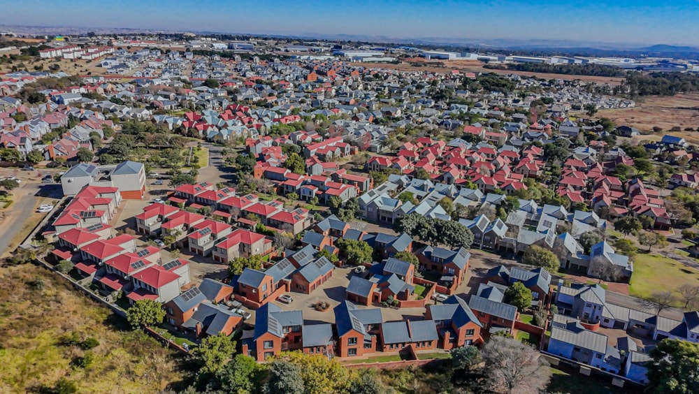 Security estate home for sale in Heritage Hill Estates - CN1727639