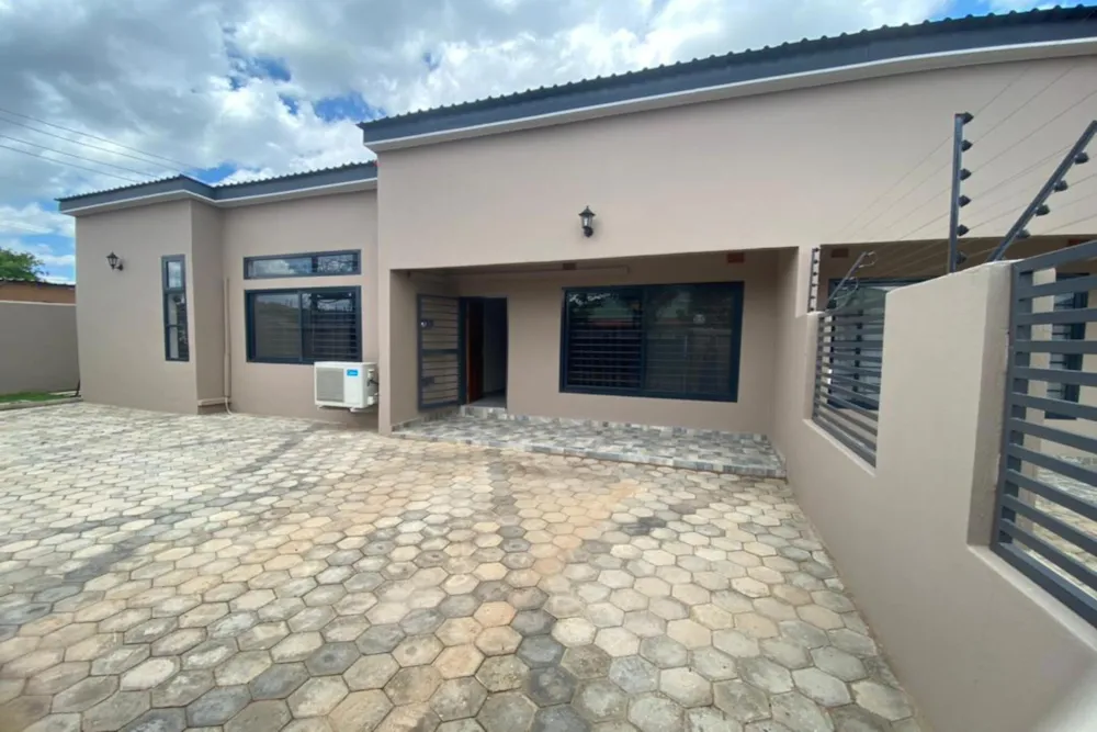 House let in Ibex Hill, Zambia - 3ZA1725010 House let in Ibex Hill, Zambia - 3ZA1725010