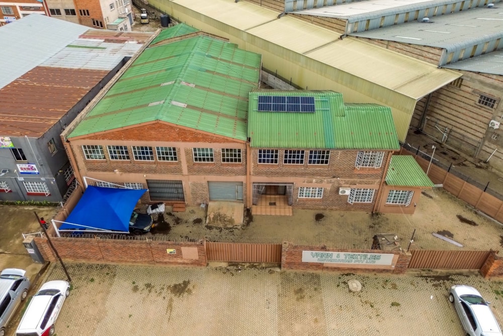 Commercial industrial property for sale in Graniteside, Zimbabwe - 3ZB1725034 Commercial industrial property for sale in Graniteside, Zimbabwe - 3ZB1725034