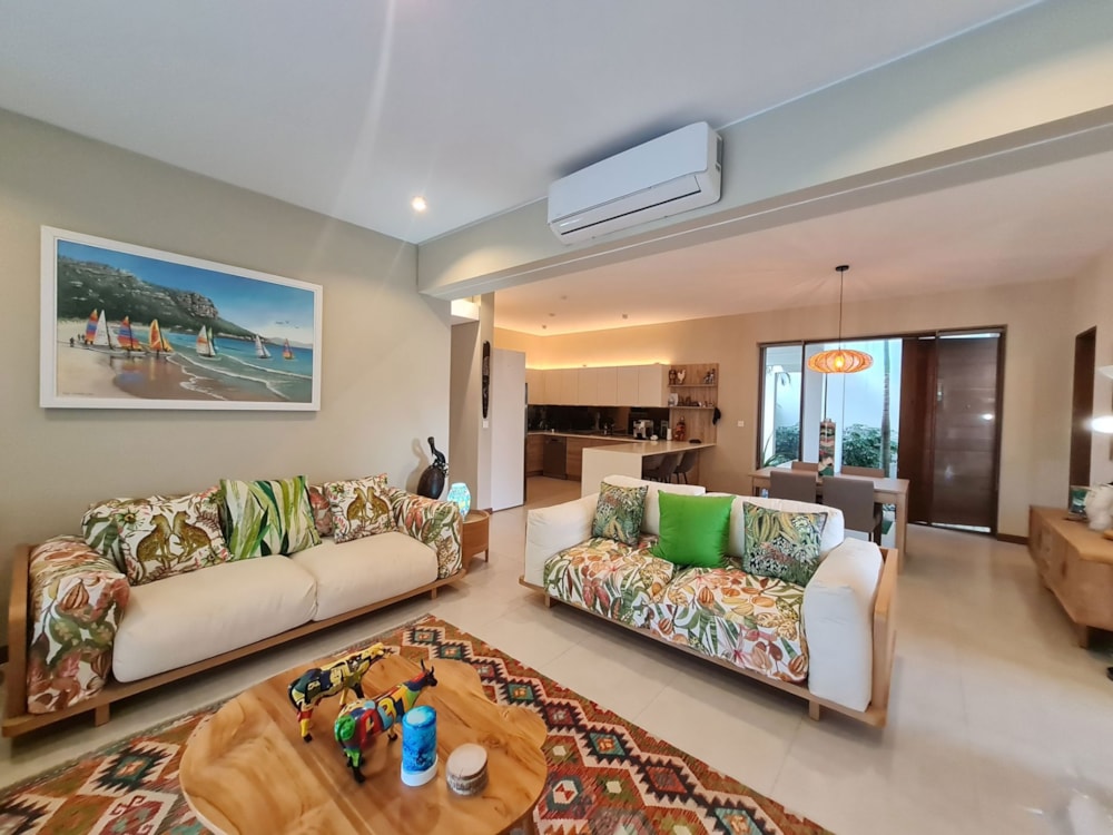 Apartment for sale in Pointe aux Canonniers, Mauritius - MPR1725045