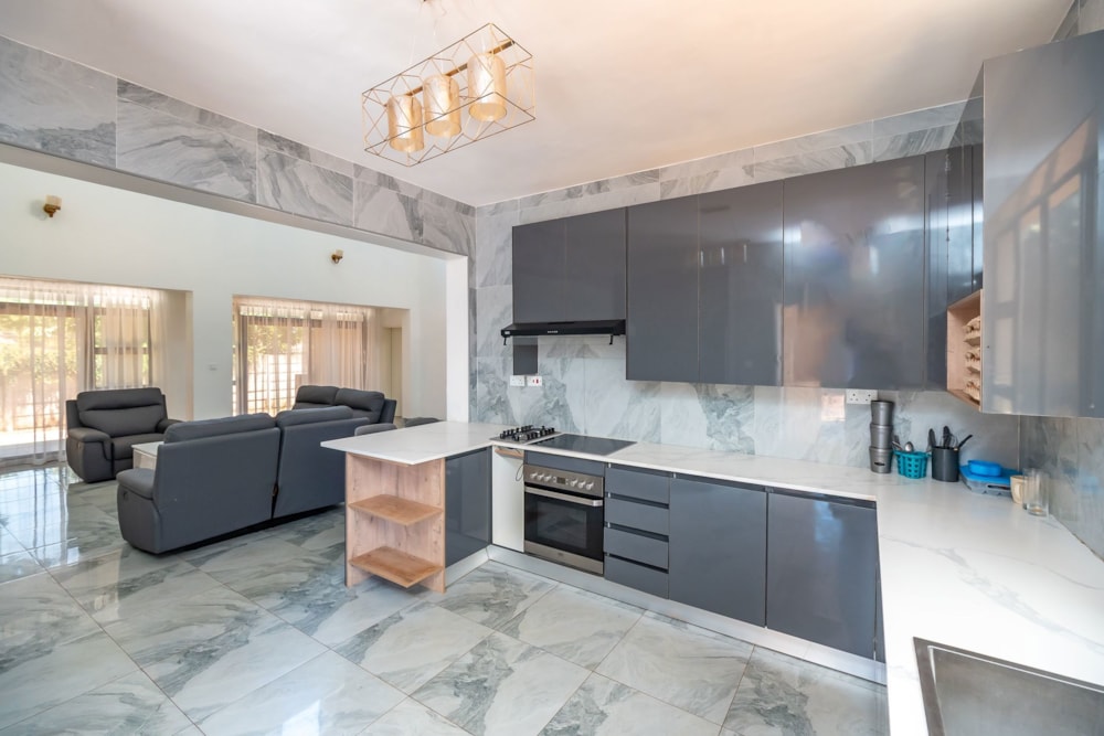 Cluster for sale in Quinnington, Zimbabwe - 3ZB1725061 Cluster for sale in Quinnington, Zimbabwe - 3ZB1725061