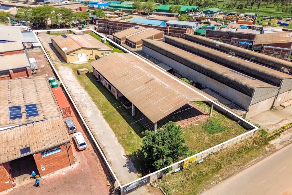 Commercial industrial property for sale in Msasa, Zimbabwe - 3ZB1725066 Commercial industrial property for sale in Msasa, Zimbabwe - 3ZB1725066