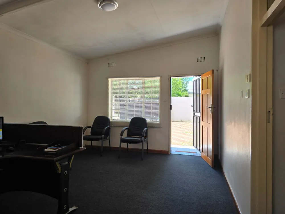 House sold in Broadhurst, Botswana - 3BO1725075 House sold in Broadhurst, Botswana - 3BO1725075