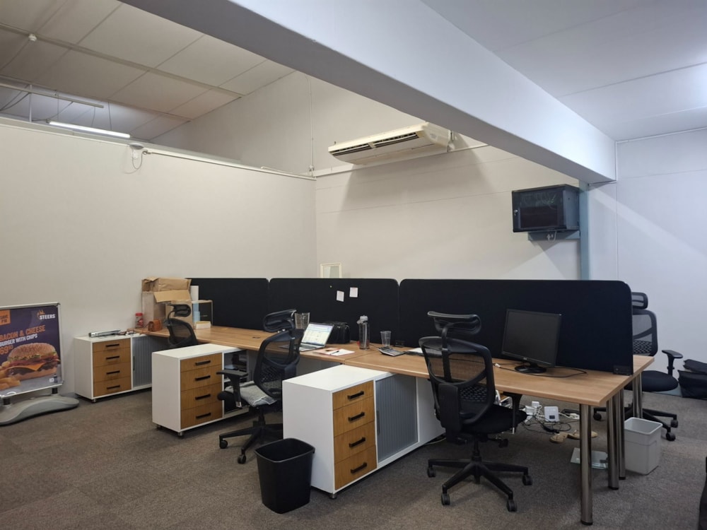 Commercial Building to rent in Commerce Park, Botswana - 3BO1725080 Commercial Building to rent in Commerce Park, Botswana - 3BO1725080