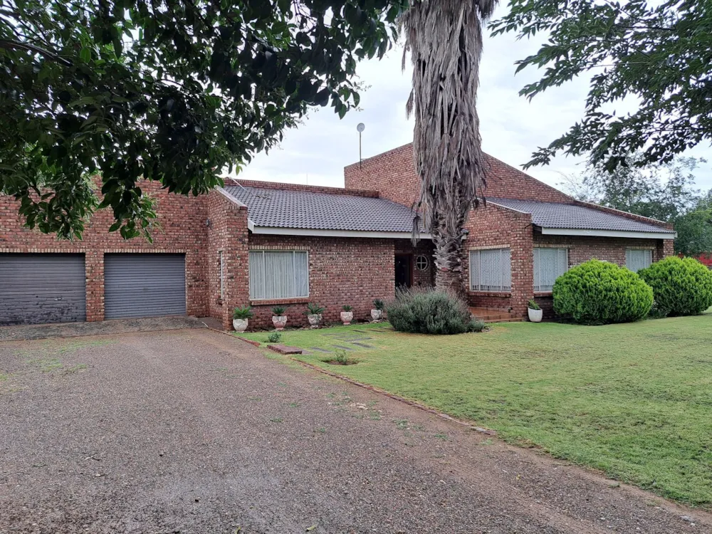House for sale in Christiana, North West Province - 1KJ1725139 House for sale in Christiana, North West Province - 1KJ1725139