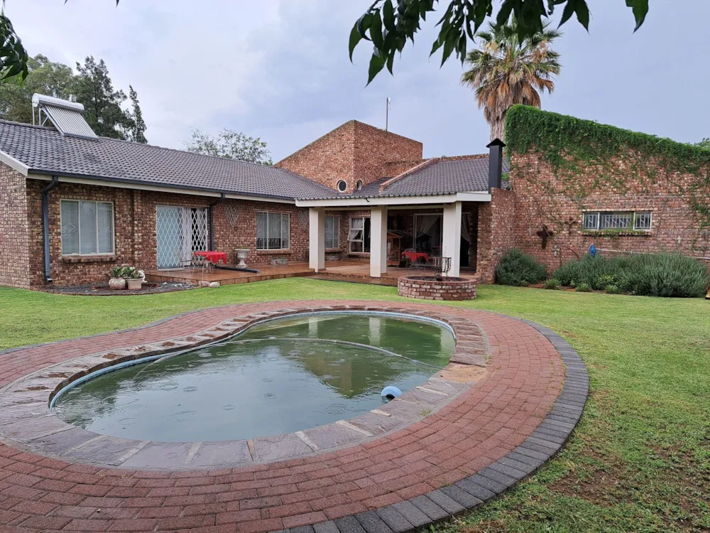 House for sale in Christiana, North West Province - 1KJ1725139 House for sale in Christiana, North West Province - 1KJ1725139