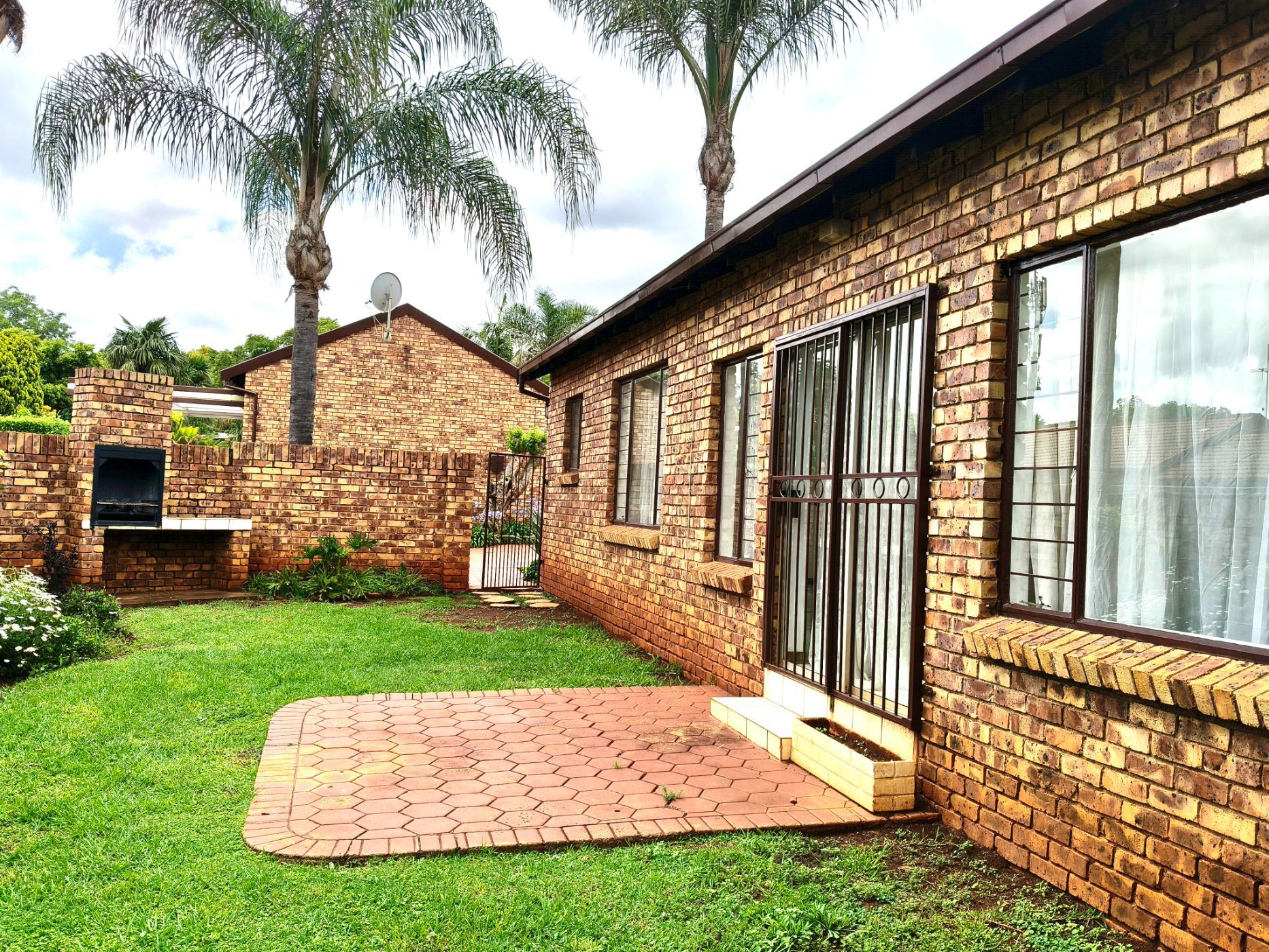 Townhouse for sale in Eldoraigne - CN1725113