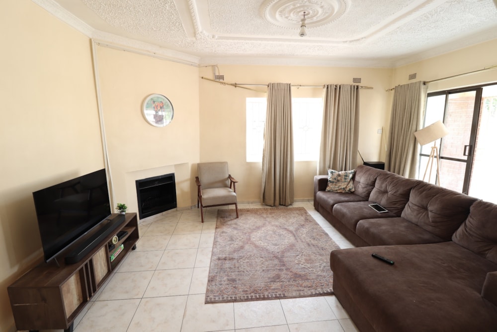 House for sale in Waterfalls, Zimbabwe - 3ZB1725206