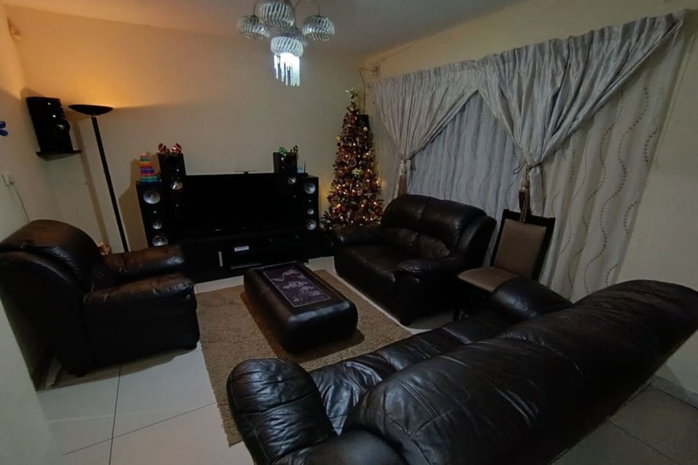 House to rent in Woodhurst - 1WB1725213 House to rent in Woodhurst - 1WB1725213