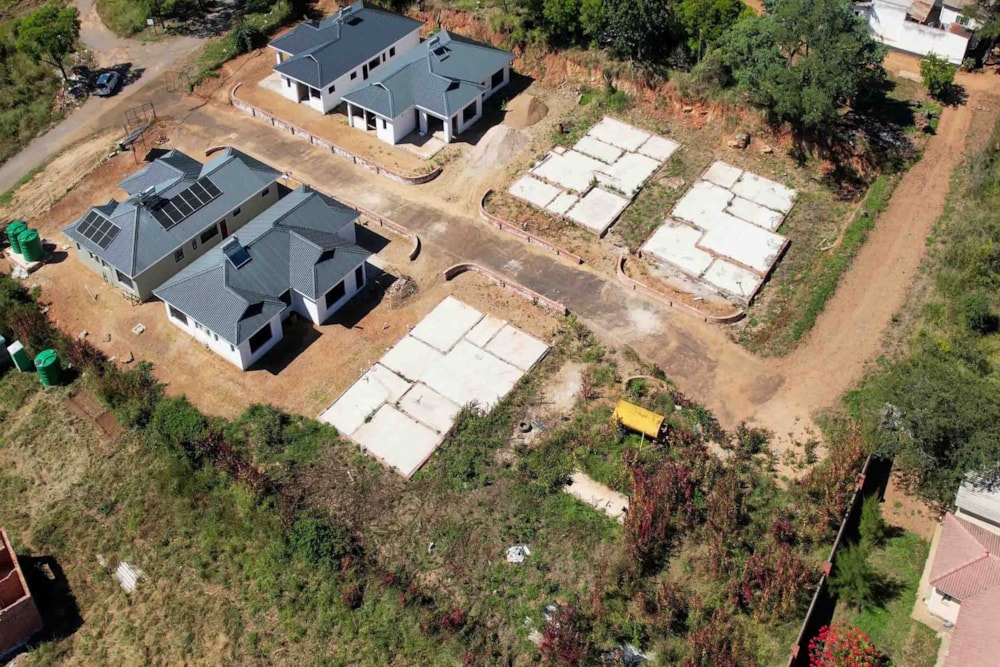 Townhouse for sale in Bulawayo, Zimbabwe - 3ZB1725248