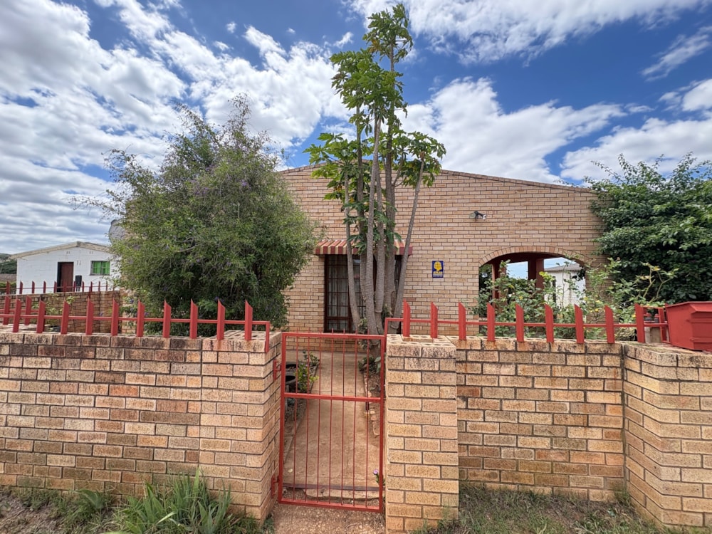 House for sale in Rosedale, Uitenhage, Kariega - 1UK1725309