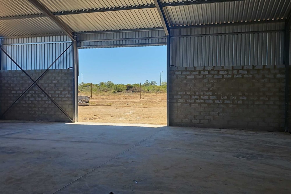 Commercial Building to rent in Grahamstown (Makhanda) - 1GC1725283