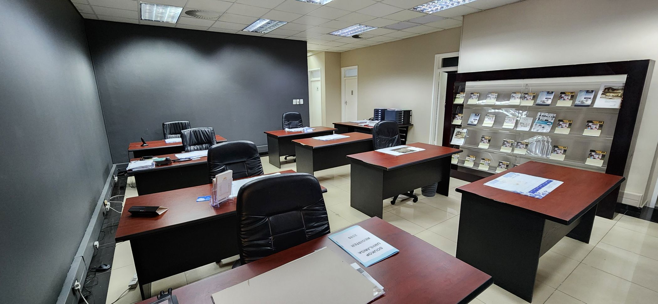 Commercial Building to rent in uMhlanga Rocks - 1ND1725289