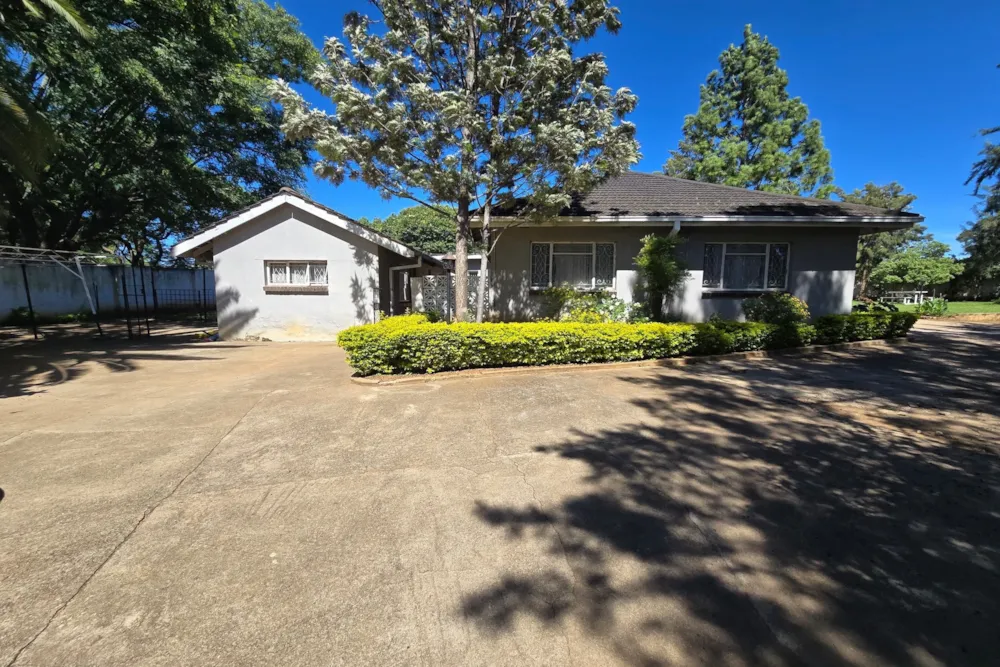 House for sale in Matsheumhlope, Bulawayo, Zimbabwe - 3ZB1725322 House for sale in Matsheumhlope, Bulawayo, Zimbabwe - 3ZB1725322