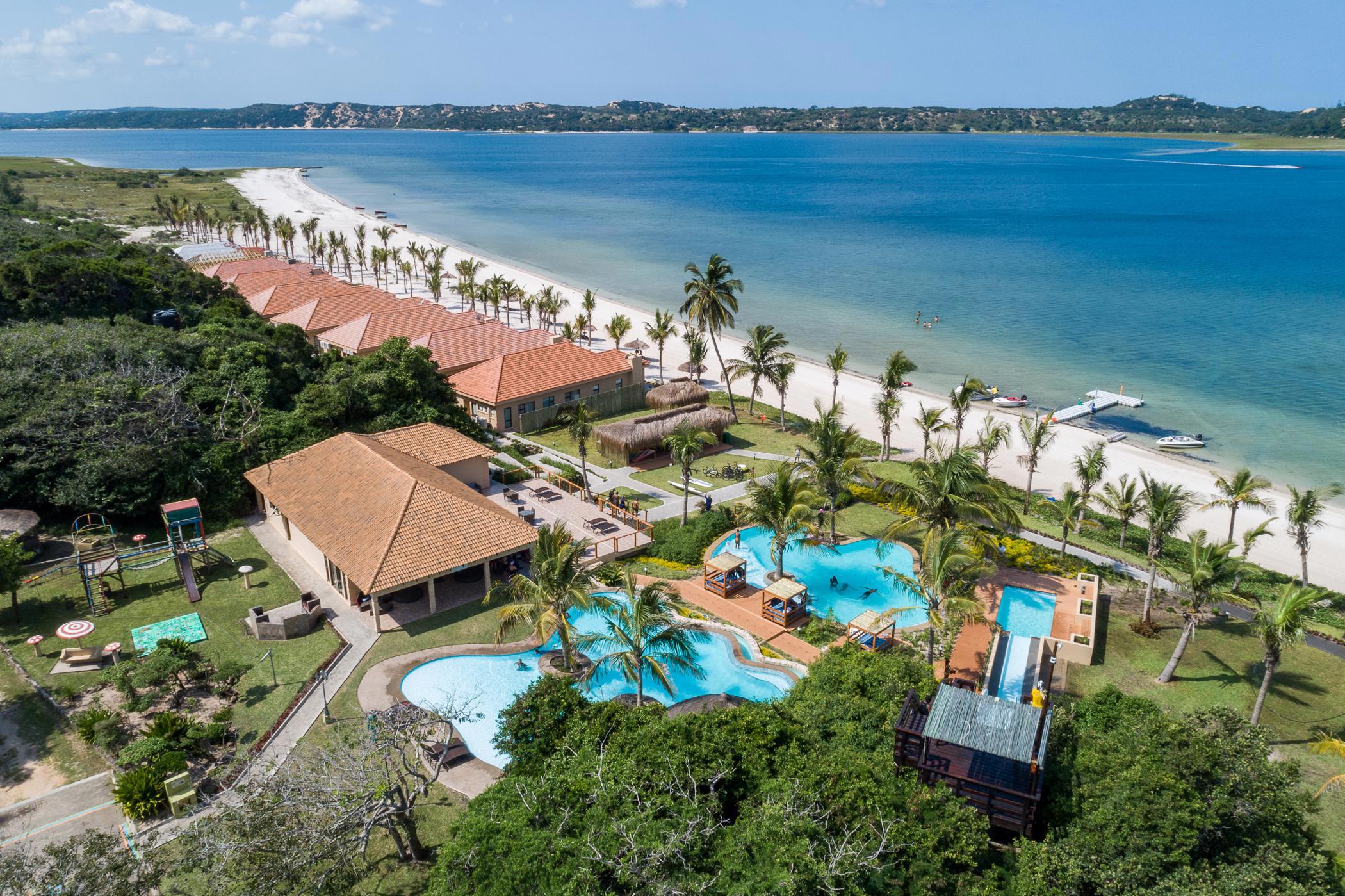 Beachfront villa for sale in Bilene, Mozambique - 3MQ1725355