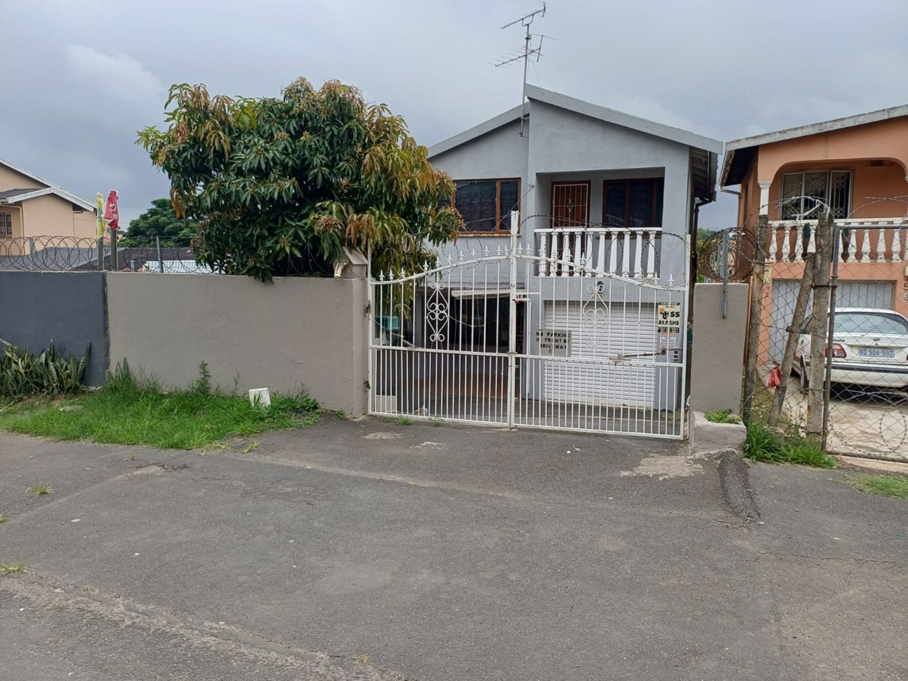 House for sale in Phoenix, KwaZulu-Natal - 1DA1725393