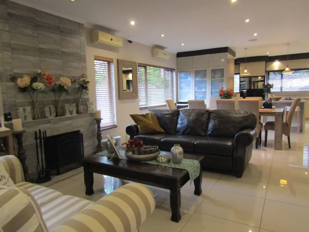 House sold in Montrose - 1PM1725534