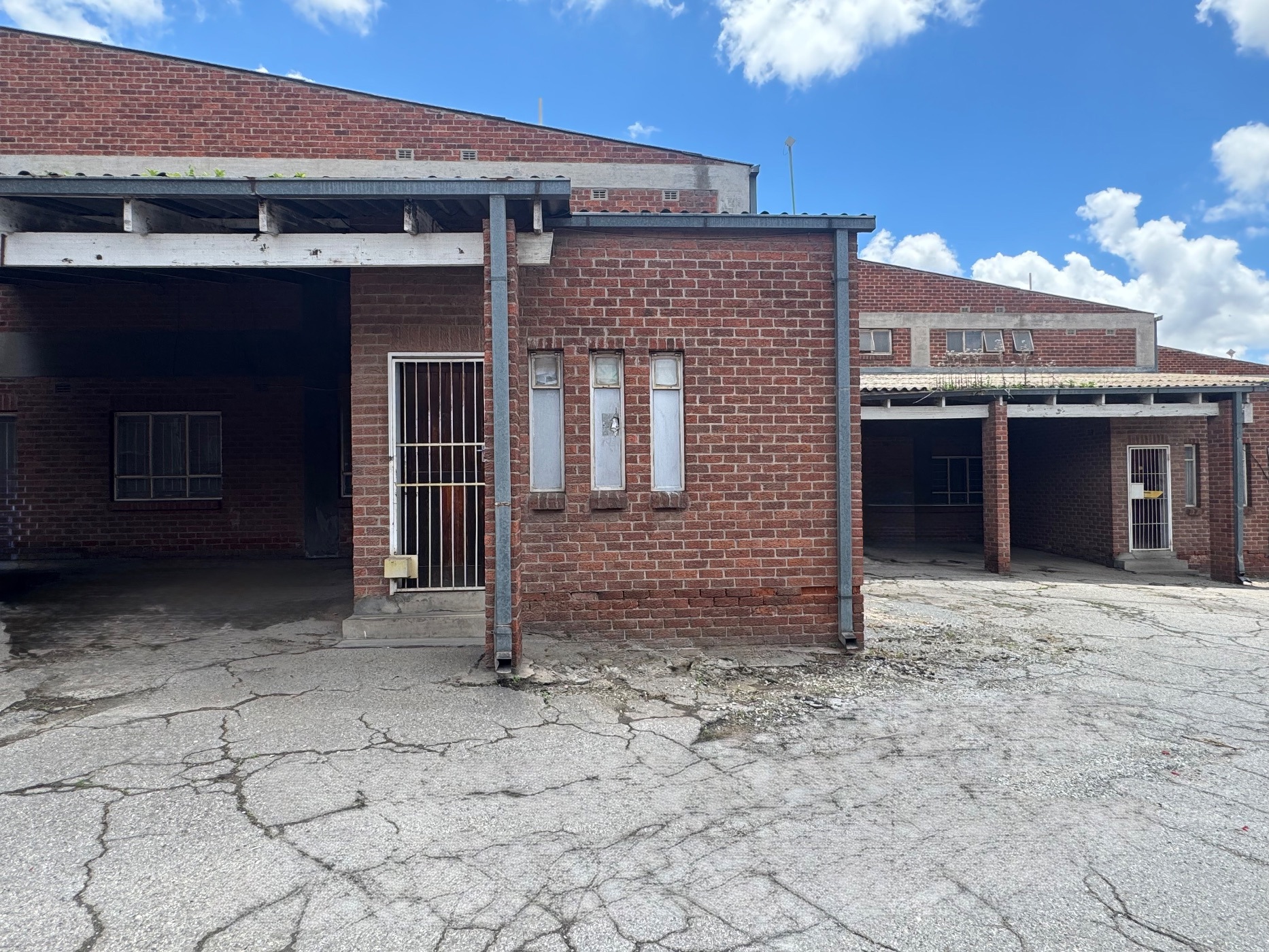 Commercial industrial property to rent in Msasa, Zimbabwe - 3ZB1725472