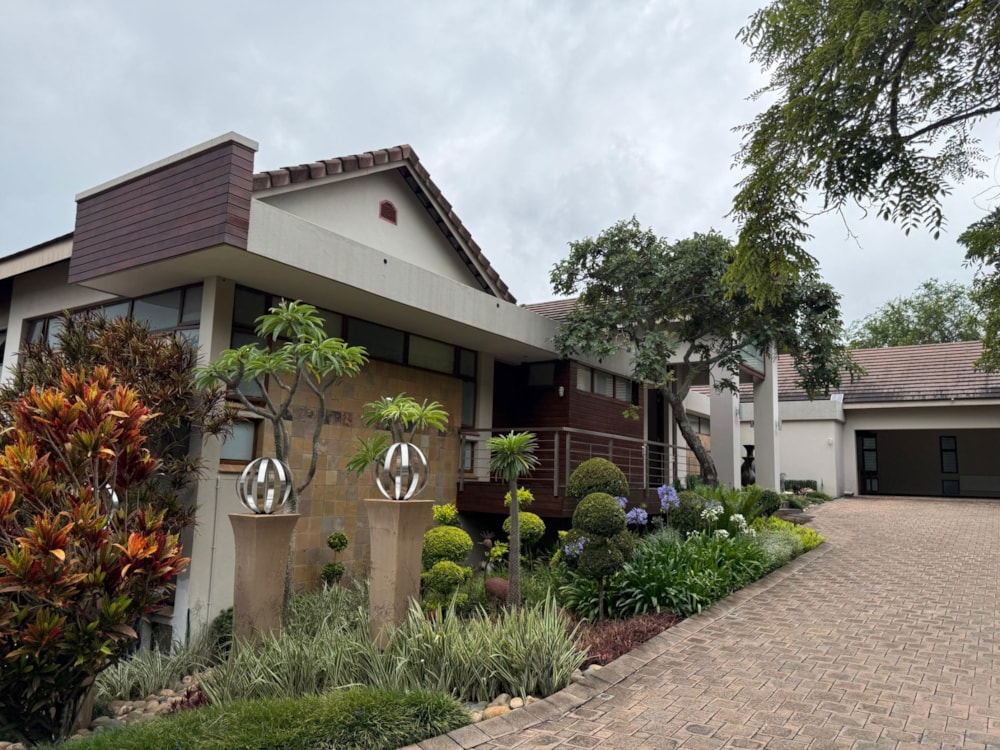 Security estate home for sale in Nelspruit (Mbombela) - 1NS1725188 Security estate home for sale in Nelspruit (Mbombela) - 1NS1725188