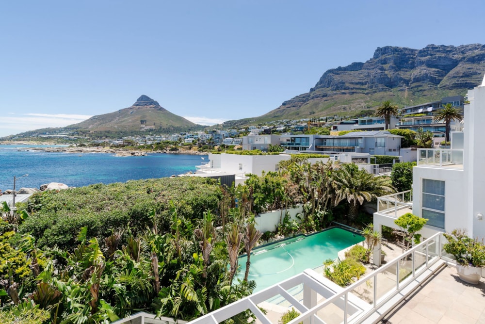 Multi-storey house for sale in Camps Bay - AS1723907 Multi-storey house for sale in Camps Bay - AS1723907