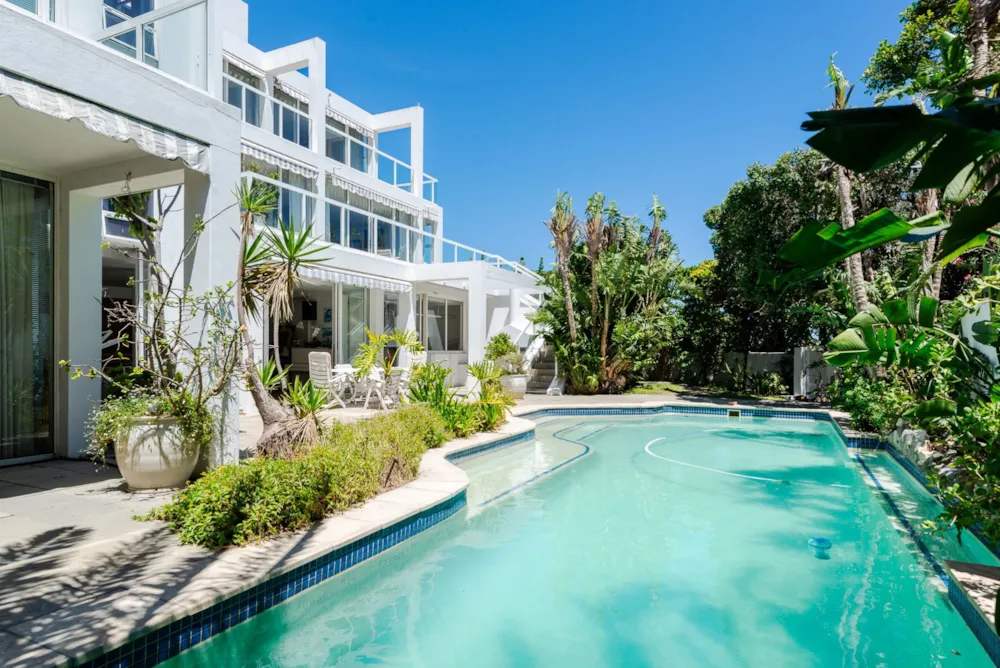 Multi-storey house sold in Camps Bay - AS1723907 Multi-storey house sold in Camps Bay - AS1723907