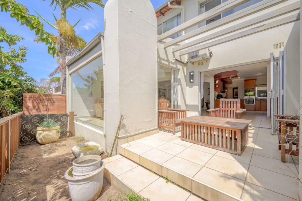 Townhouse for sale in uMhlanga Rocks - 1ND1723541