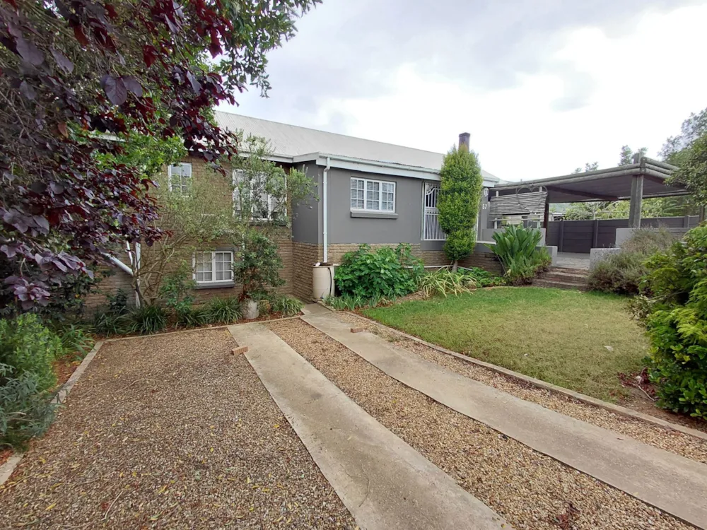House for sale in Heidelberg, Garden Route - 1SR1697062 House for sale in Heidelberg, Garden Route - 1SR1697062