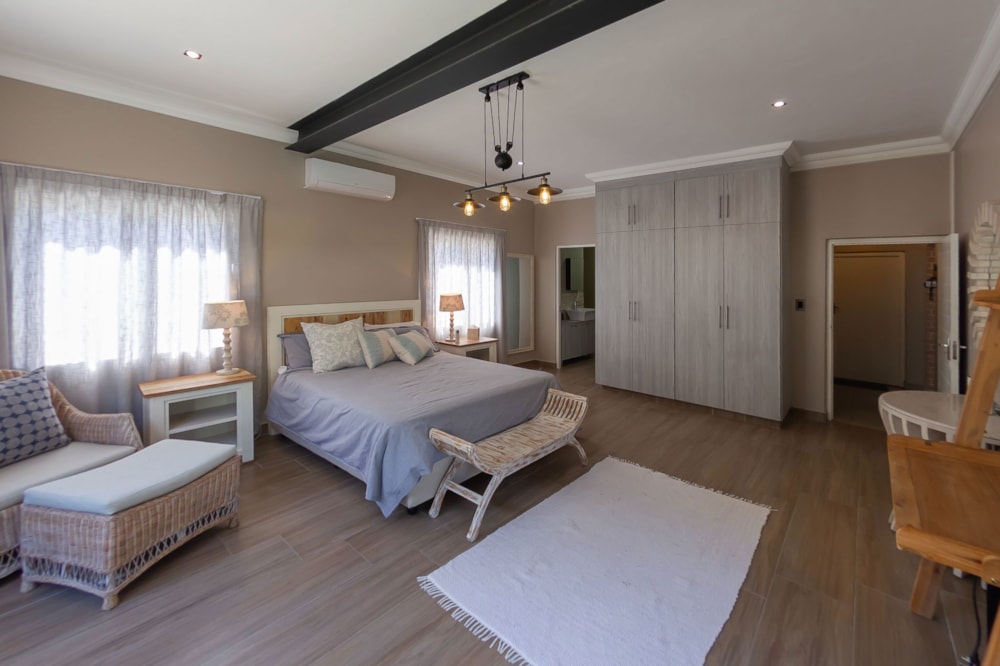 Double-storey house for sale in Flamingo Vlei - 1TV1725131