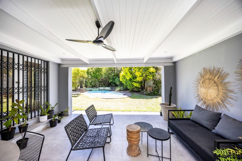 House for sale in Beacon Bay - 1EZ1724756