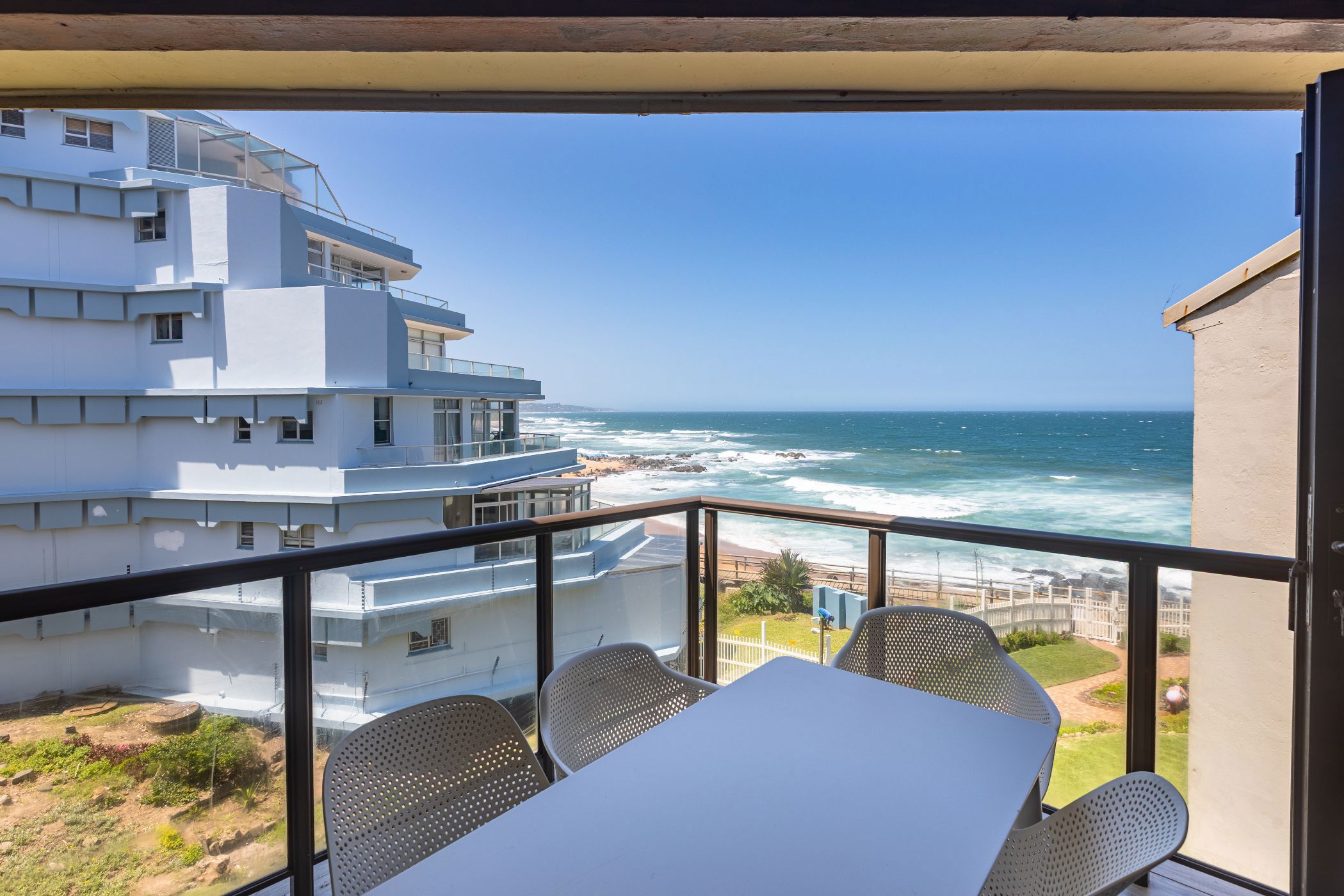Penthouse apartment for sale in Ballito - 1BD1725065