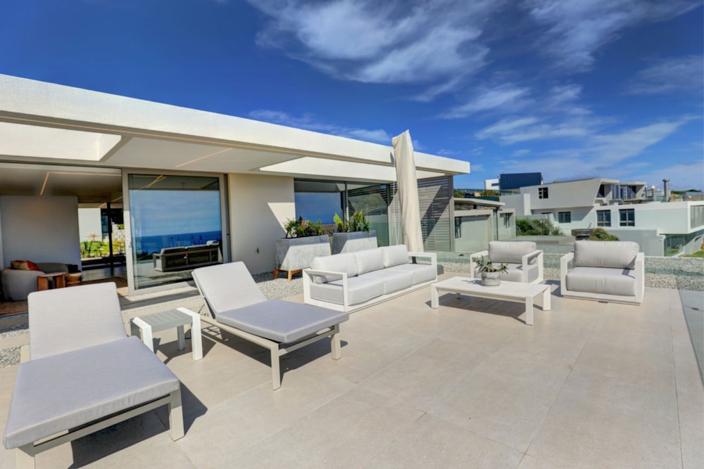 House for sale in Pinnacle Point Golf Estate - 1MB1725362