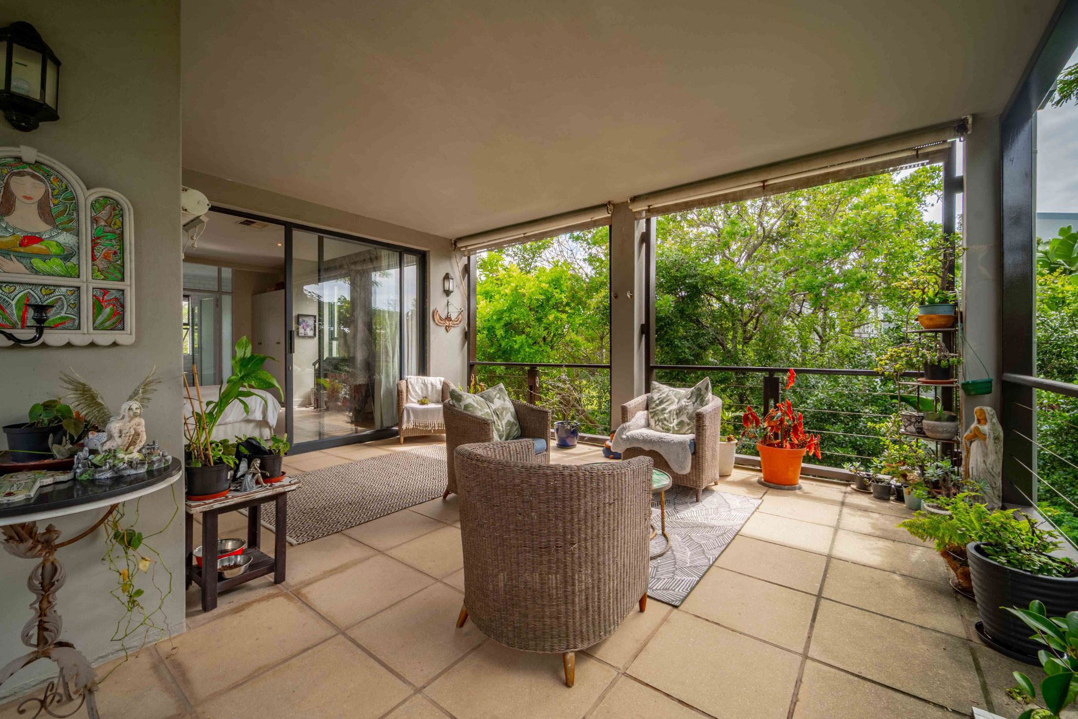 Apartment for sale in Dunkirk Estate - 1BD1723735