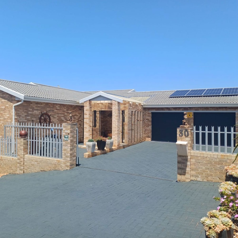 House for sale in Wave Crest - 1JF1725021