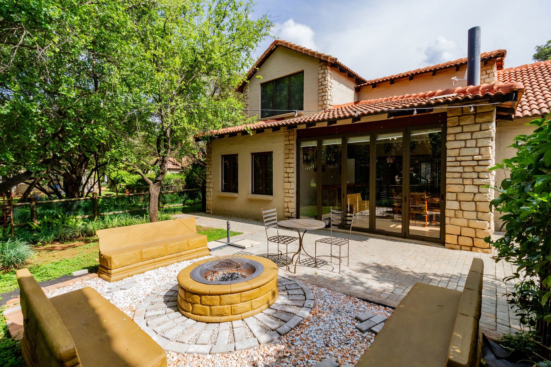 Security estate home for sale in The Coves - 1HR1724005