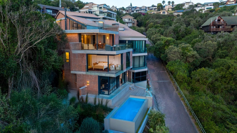 Security estate home for sale in Herolds Bay - GEO1718327 Security estate home for sale in Herolds Bay - GEO1718327