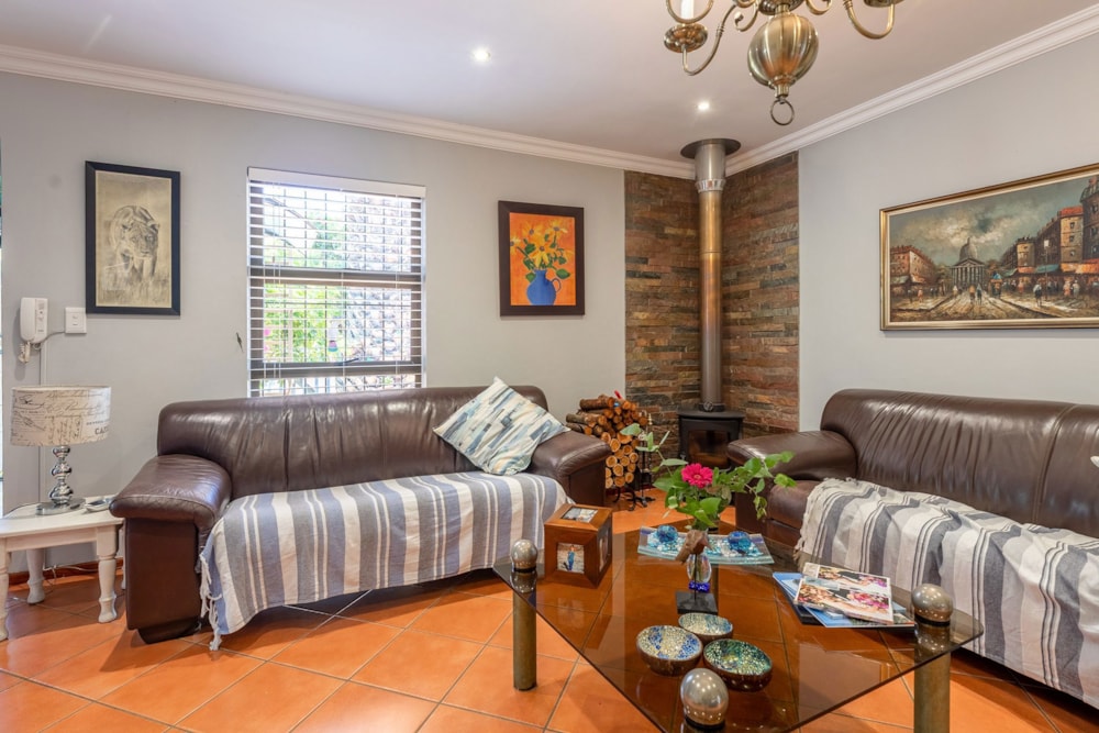 House for sale in Table View - 1TV1724916 House for sale in Table View - 1TV1724916