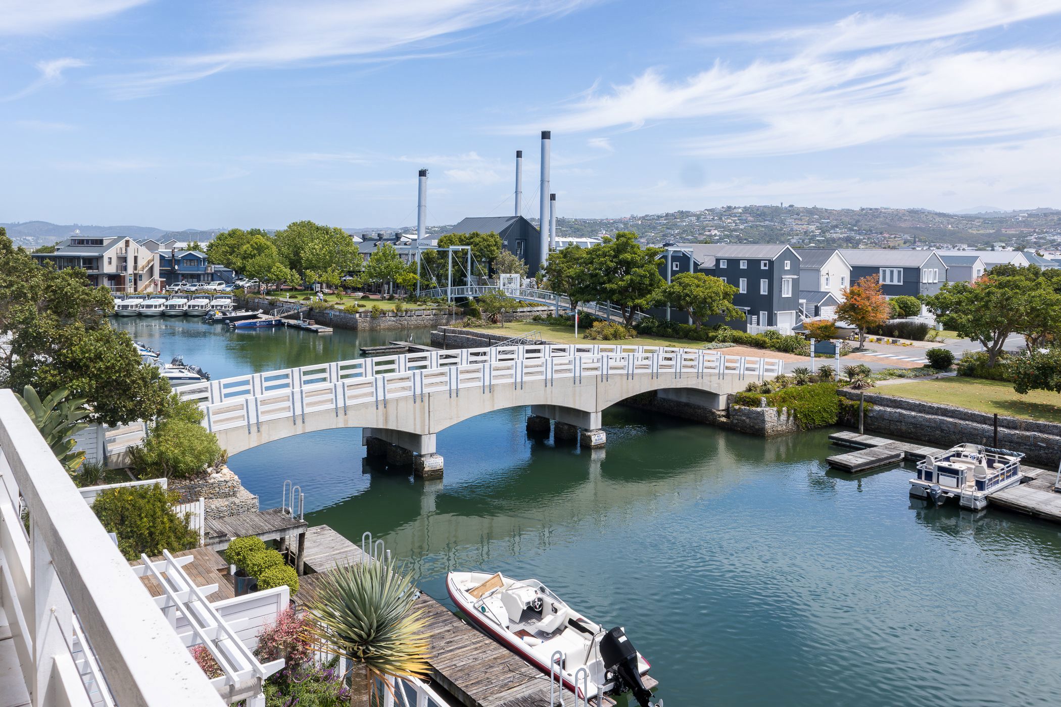 Apartment to rent in Thesen Islands - 1KG1723643
