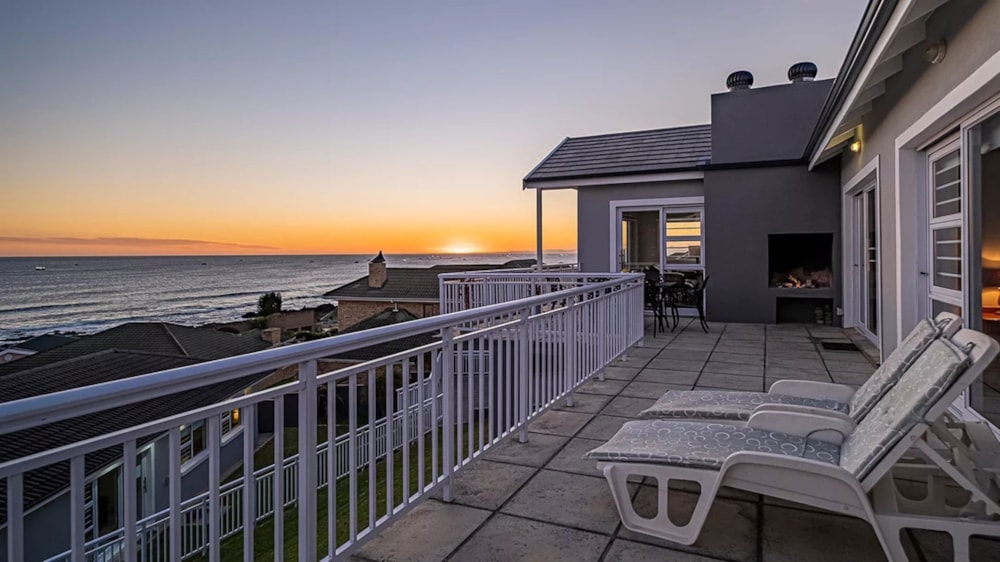 House for sale in Seaview - 1PLZ1725417 House for sale in Seaview - 1PLZ1725417