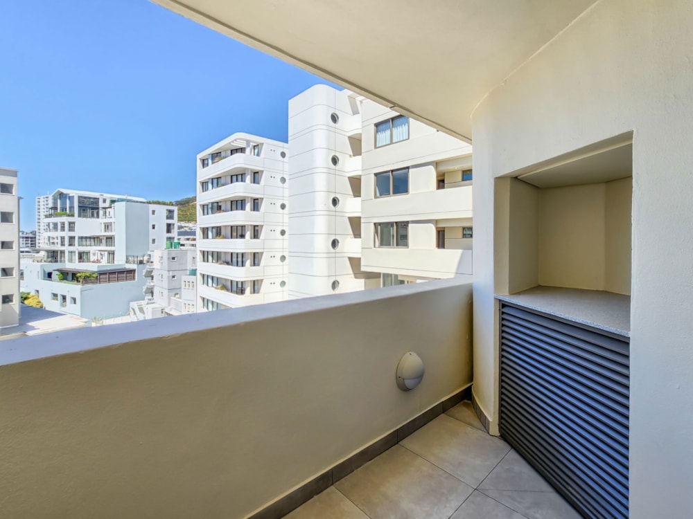 Apartment for sale in Sea Point - AS1724059 Apartment for sale in Sea Point - AS1724059