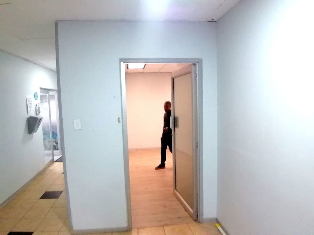 Commercial office to rent in Ormonde - 1GV1724931